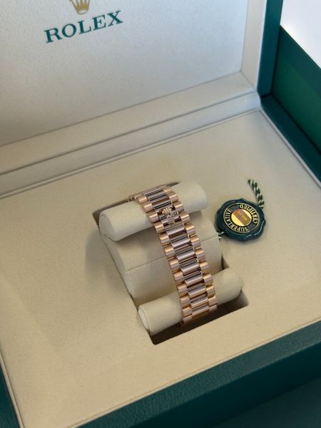 Rolex Day-Date 40 228235